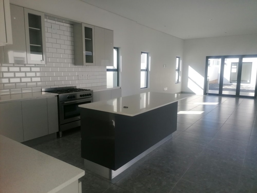 3 Bedroom Property for Sale in Sitari Country Estate Western Cape
